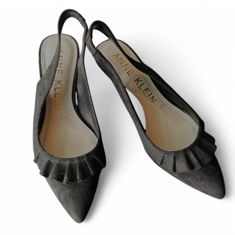 Anne Klein Black Suede Slingback Kitten Heels (Size 5.5)